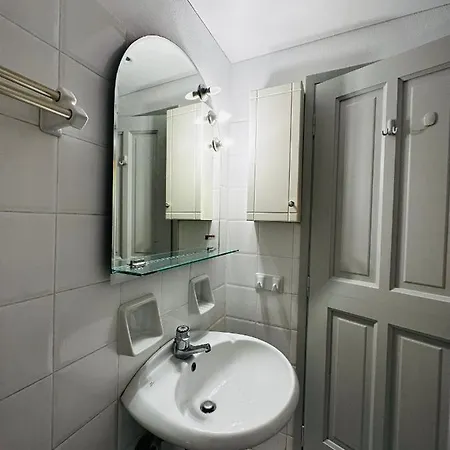 Golden Horizon Apartment