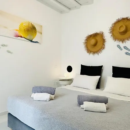 Golden Horizon Apartment *