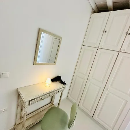 Golden Horizon Apartment Appartement *