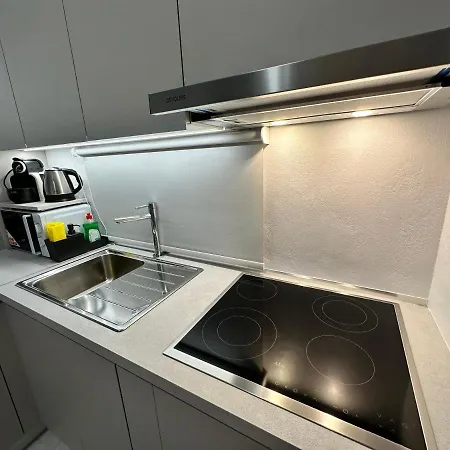 Golden Horizon Apartment
